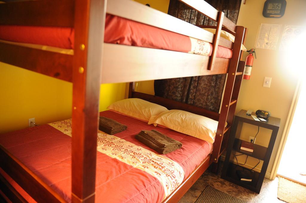 Camelot Inn At Honeyville Pokój zdjęcie